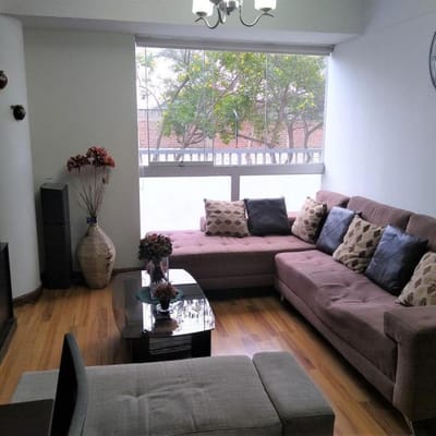 SURCO  DEPARTAMENTO  ER PISO  DORM   COCHERA  BAJO DE PRECIO A  US  NEGOCIABLE