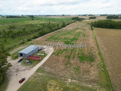 EN VENTA EXCLUSIVO CAMPO DE 5 HA UBICADO EN RUTA 21