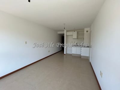 EN VENTA APARTAMENTO COLONIA DEL SACRAMENTO