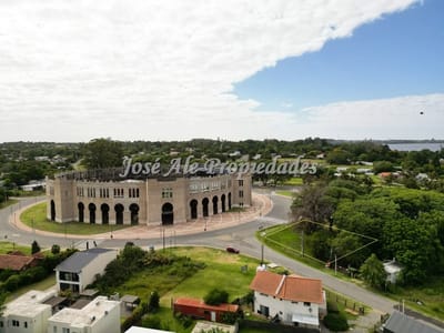 EN VENTA : TERRENO DE 933 M2 COLONIA