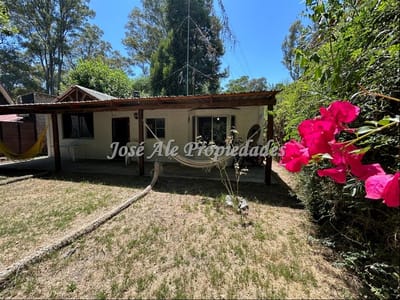 EN VENTA PINTORESCA CASA DE 3 DORMITORIOS EN EL BALEANRIO EL ENSUEÑO, A 150MTS DE LA PLAYA, COLONIA