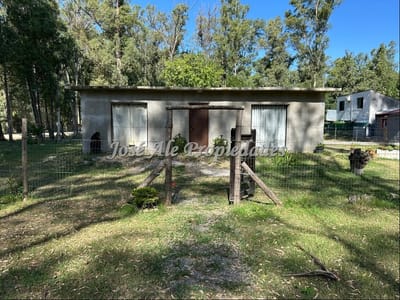 EN VENTA CASA DE 2 DORMITORIOS, EN SANTA ANA COLONIA