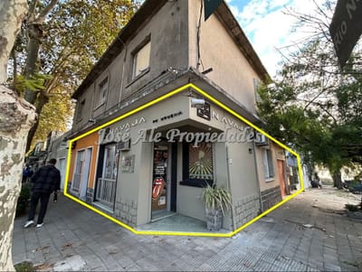 EN VENTA 4 PROPIEDADES EN UN MISMO PADRON, SOBRE LA SEGUNDA AV PRINCIPAL DE COLONIA, AV. ARTIGAS. IDEAL PARA INVERSION