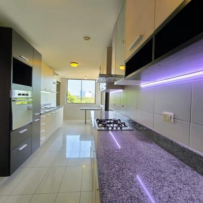 DEPARTAMENTO EN CONDOMINIO EN ALQUILER GOLF LOS INCAS
