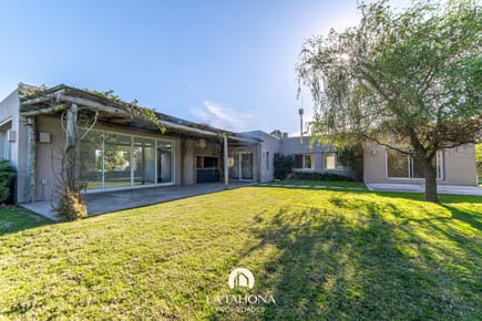 Casa en alquiler - Ref 742