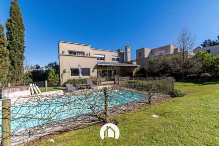 Casa en Venta Ref - 743