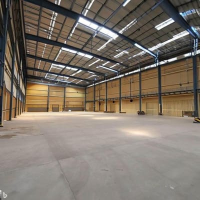 Alquiler De Almacen Industrial En Ate 8,838 m²