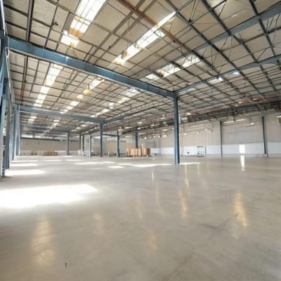 Alquiler De Almacen Industrial En Ate 2906 m²