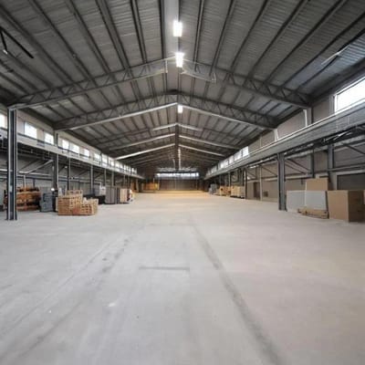 Venta De Almacen Industrial En Ate 955 m²