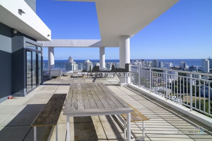 Apartamento con terraza Penthouse en Punta Del Este playa Brava
