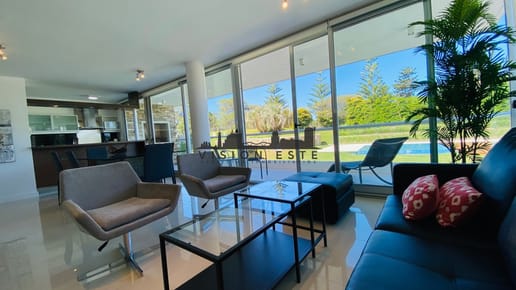 Apartamento en playa Brava Punta del Este 2 dormitorios