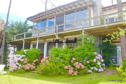Casa en alquiler en Montoya a 2 cuadras del mar