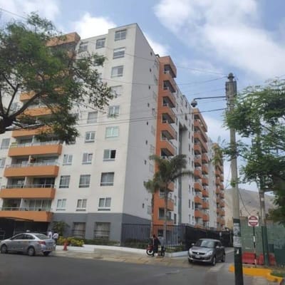 Venta Departamento Monterrico - Surco de 87m2. 3 dor. US$160,000