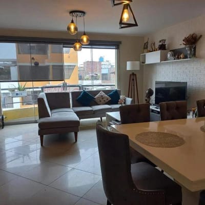 ACOGEDOR  DEPARTAMENTO  SURCO