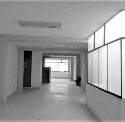ALQUILO LOCAL COMERCIAL 1ER.PISO AV. TUPAC AMARU