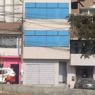 ALQUILO EDIFICIO ENTIDADES FINANCIERAS/EDUCATIVAS/CENTROS MEDICOS/COMERCIALES AV. TUPAC AMARU