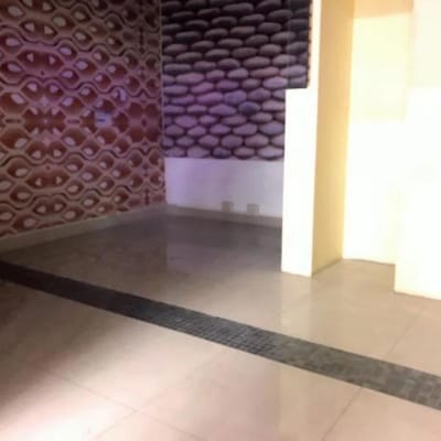 REMATO  TIENDAS A PRECIO DE UNA EN GALERIAS GUIZADO  CERCADO DE LIMA