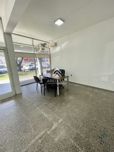 Venta local comercial Maldonado
