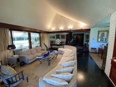 VENTA CASA 5 DORMITORIOS en Playa Mansa
