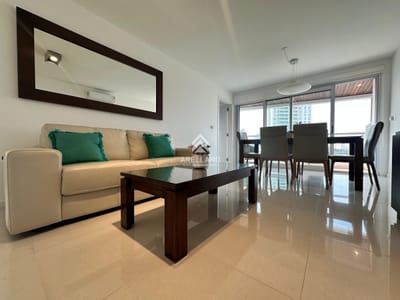Venta apartamento 2 dormitorios con muy buena vista en parada 6 de la Brava