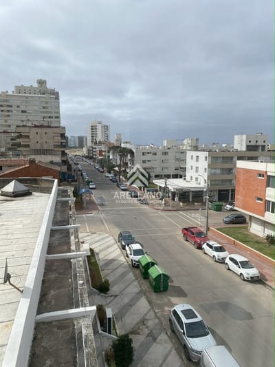 Venta apartamento 3 dormitorios Peninsula
