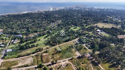 Venta terreno en Punta del Este zona plenos desarrollo