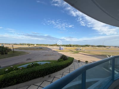 Venta apartamento 3 dormitorios Playa brava