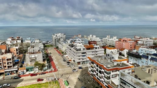 Oportunidad reciclada en Torre Verona, 2 dormitorios, Vistas!!!