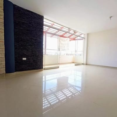 EN VENTA DEPARTAMENTO DE  DORMITORIOS URB SAN ISIDRO II TRUJILLO