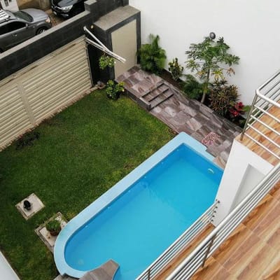EN VENTA CASA DE PLAYA CON PISCINA EN HUANCHACO