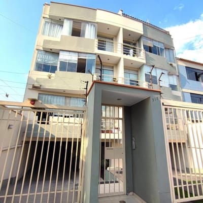VENTA DUPLEX ER PISO  M ALT AV AVIACION CDRAS   JR VESALIO