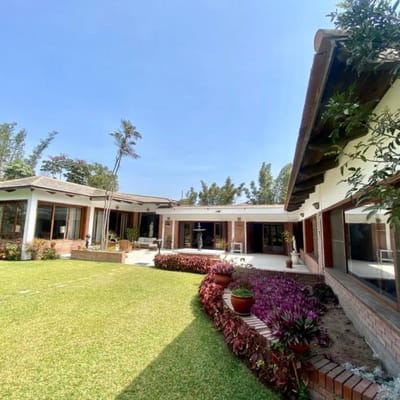 VENTA DE CASA EN EL DERBY