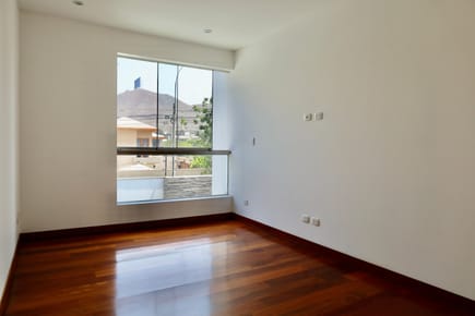 ¡Oportunidad! - Casa de Estreno con Piscina! La Molina