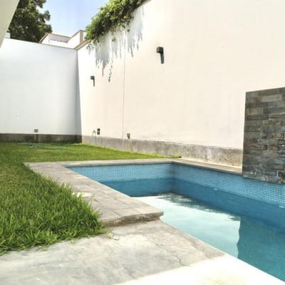 Alquiler de casa con Acabados de Lujo y de Estreno!