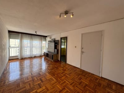 Venta Apartamento 2 Dormitorios en Zona Tres Cruces