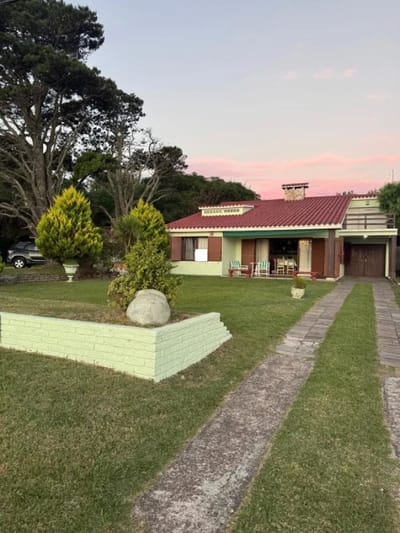 Venta Casa 5 dormitorios Frente al Mar en Costa Azul