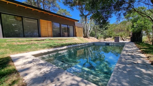 Venta Casa 2 Dormitorios con Piscina en Punta Colorada