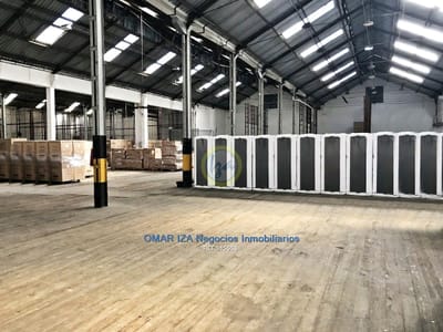 Venta Local Industrial CON RENTA SALIDA A 4 CALLES CONSULTE