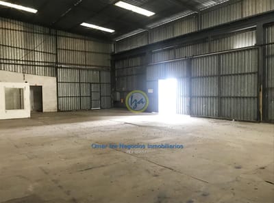 VENTA LOCAL INDUSTRIAL Y APARTAMENTOS EN HIPODROMO DE MAROÑA, GALPON, DEPOSITO, BUENA RENTA