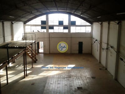 Venta local industrial deposito galpon Jacinto Vera, venta con renta