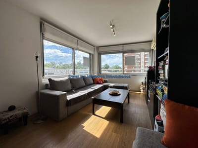 Venta apartamento 3 dormitorios Malvin con garaje E-Tower, excelente estado!