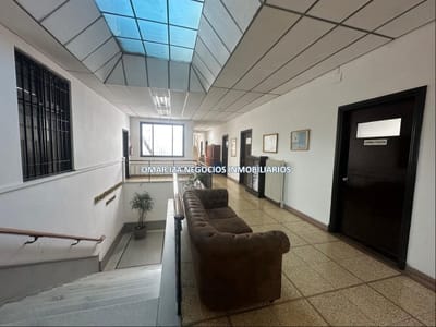 AQUILER OFICINAS EN AGUADA DE 250M2 APROX, ESCRITORIO, CONSULTORIOS, DIFERENTES RUBROS
