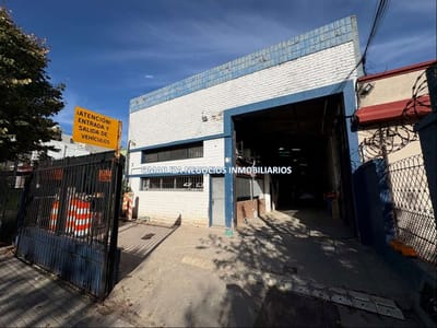 VENTA LOCAL COMERCIAL EN LA BLANQUEADA, GALPON, DEPOSITO, OFICINAS, BAÑOS, EXCELENTE UBICACION. 770M2