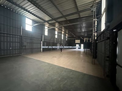 VENTA LOCAL + CASA, 400M2 EDIFCIADOS EN 1560M2, GALPON, DEPOSITO, EXCELENTE UBICACION