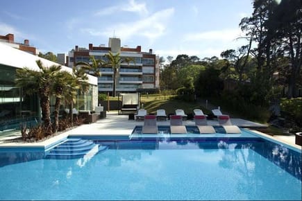 Apartamento en Alquiler 4 dormitorios en Bilú Carrasco