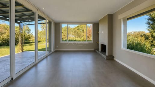 Casa en venta  alquiler en Barrio Privado La Tahona