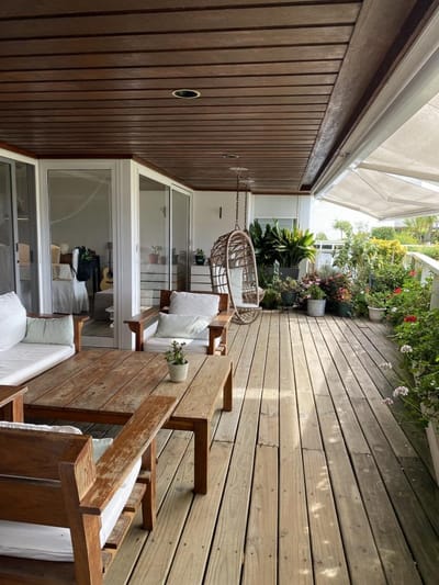 VENTA APARTAMENTO 4 SUITES CON JARDIN EN PUERTO PUNTA DEL ESTE