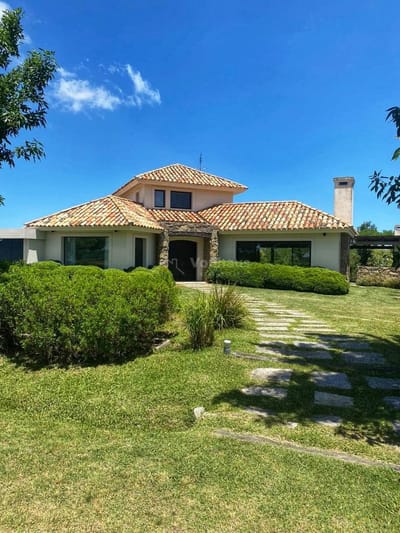 casa en venta en colinas de carrasco