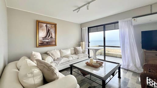 Apartamento en venta 3 dormitorios playa brava Punta del Este