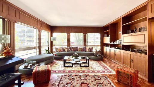 Apartamento en Venta de 4 dormitorios y Servicio en Pocitos
